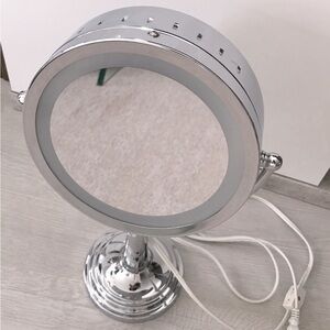 Chrome Halo Light Makeup Vanity Mirror